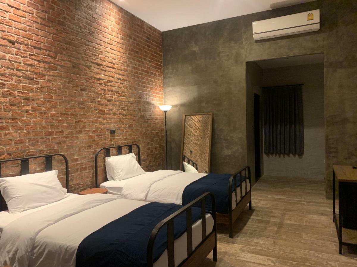 The Barn Hua Hin Hotel Khautau Kültér fotó